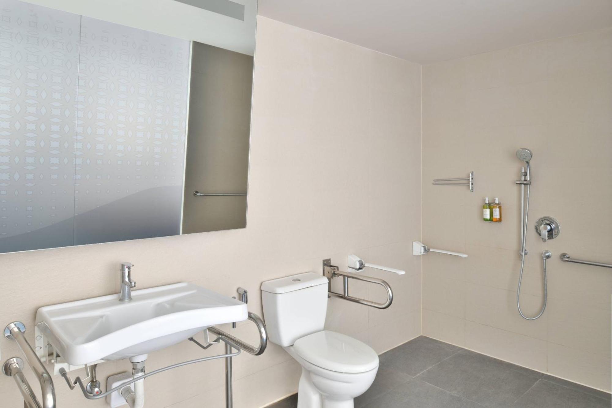 Fairfield By Marriott Gachibowli 4*