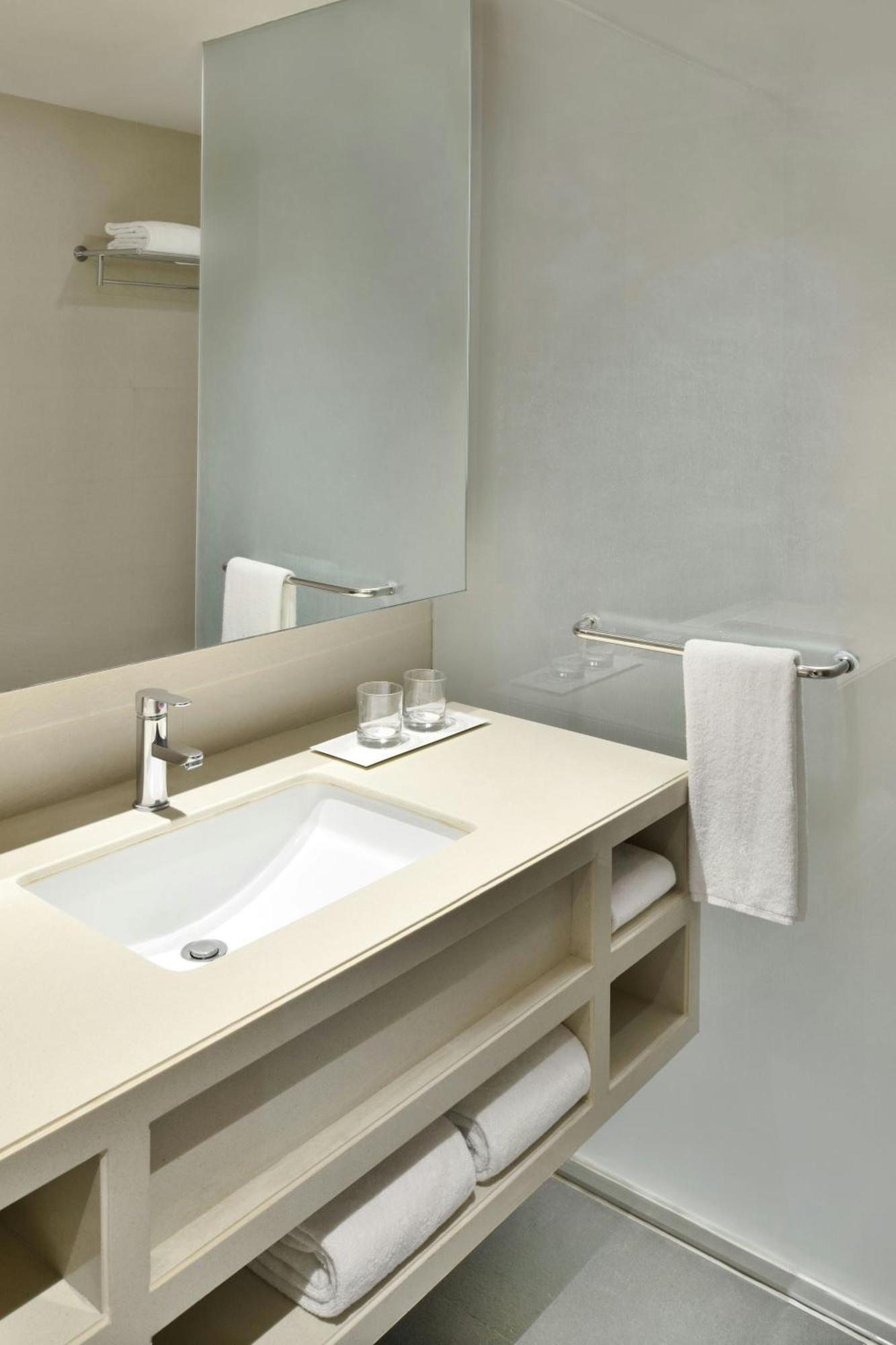 Hotel Fairfield By Marriott Gachibowli