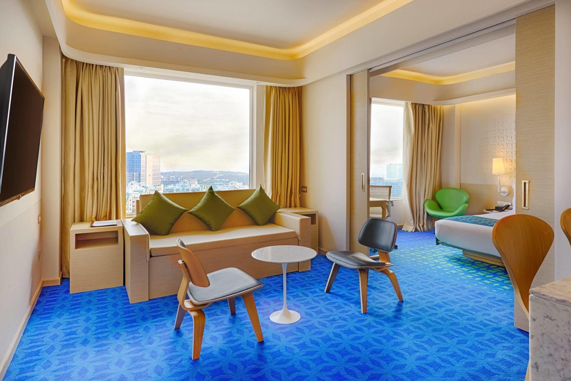 Hotel Fairfield By Marriott Gachibowli 4*